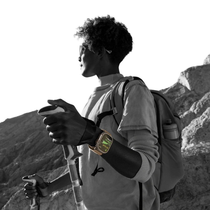 Умные часы Apple Watch Ultra 4 (2026) GPS+Cellular 49мм, Натуральный титановый корпус, ремешок "Пустынная альпийская петля" размер L 165-210 мм (MJAG4). Фото 5