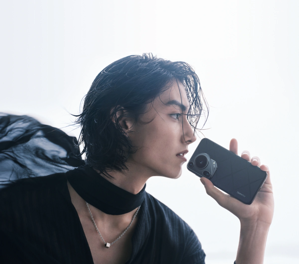 Смартфон Huawei Pura 70 Ultra 16/512Гб Чёрный (HBP-LX9). Фото 5