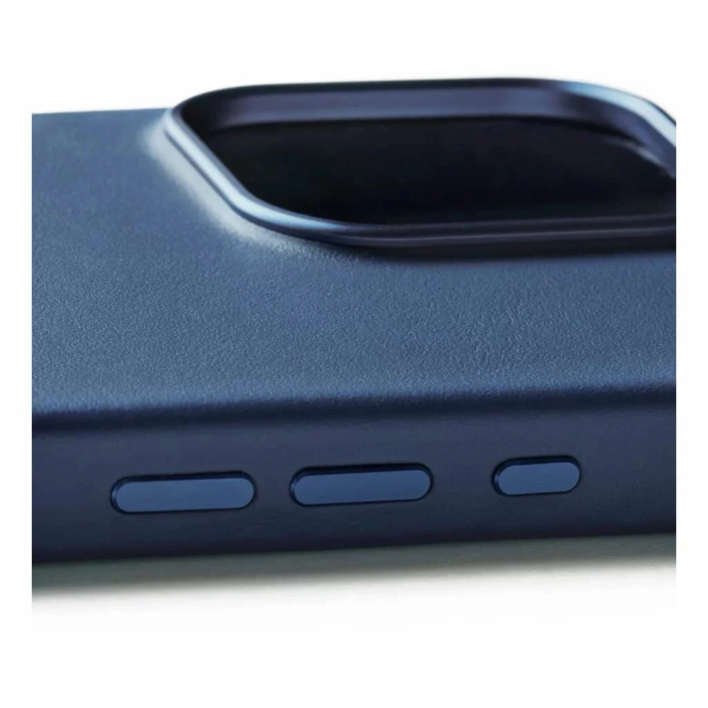 Накладка Mujjo Leather Case With MagSafe для iPhone 16 Pro, Monaco Blue (MUJJOCL051BL). Фото 5