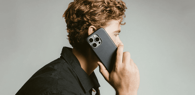 Nomad-Traditional-Leather-Case-Black-01